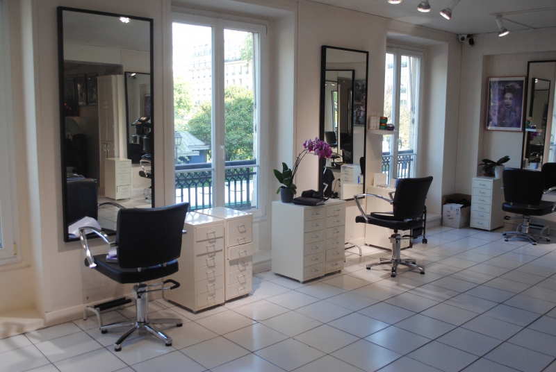 salon-coiffure-MONTAUROUX-min_floor-home-office-property-living-room-room-781228-pxhere.com